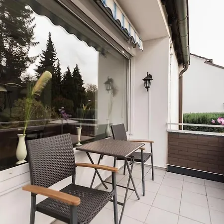 Daire Schoene Lichtdurchflutete Mit Balkon