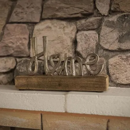 Apartment Schoene Lichtdurchflutete Mit Balkon